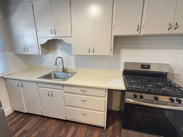 1244 Elm Ave #1244 — Photo 4
