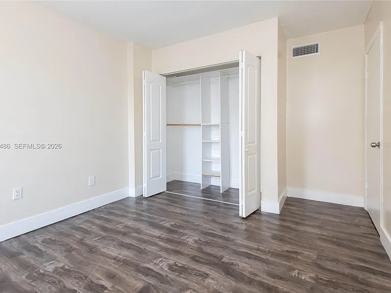 300 NW 42nd Ave #411 — Photo 15
