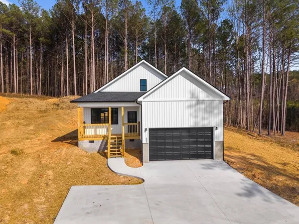 3330 Crow Rd, Dalton, GA 30721