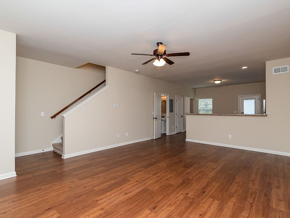 Ashton Ridge at West Creek Apartment Rentals - Clarksville, TN | Zillow