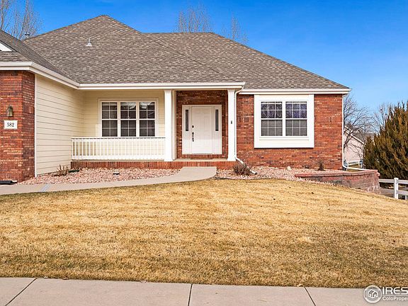 3rd image of 582 Marcellina Dr