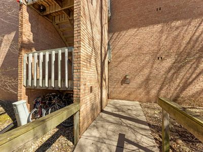 6010 Forest View Rd APT 3A, Lisle, IL, 60532