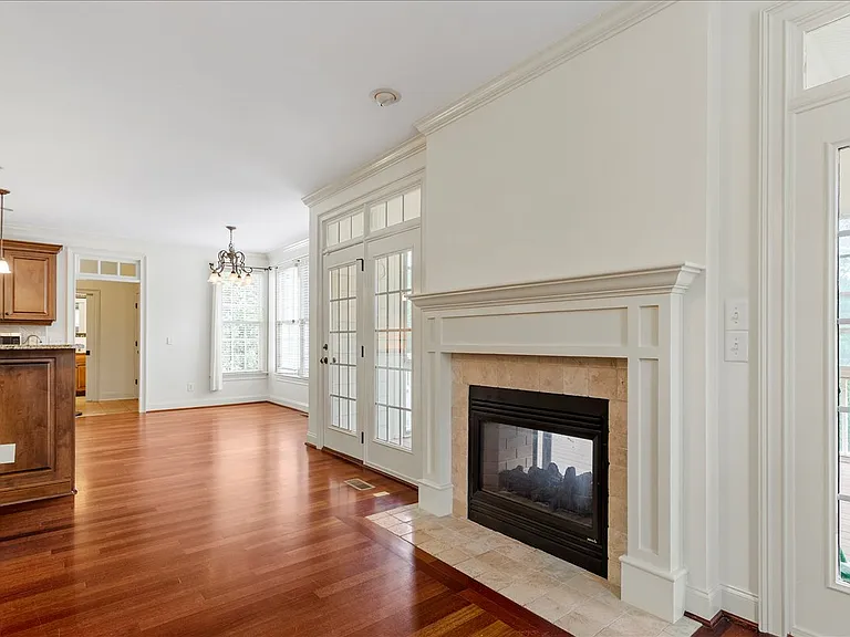 106 Grannon Ct — Photo 9