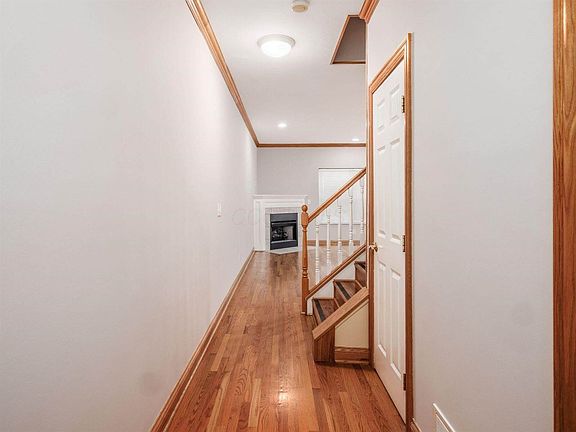 5th image of 3954 Stapleford Dr