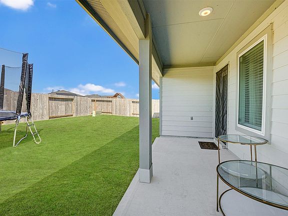 4th image of 29918 Reagans Ranch Dr
