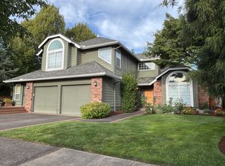 2963 Sarah Ln, Eugene, OR 97408