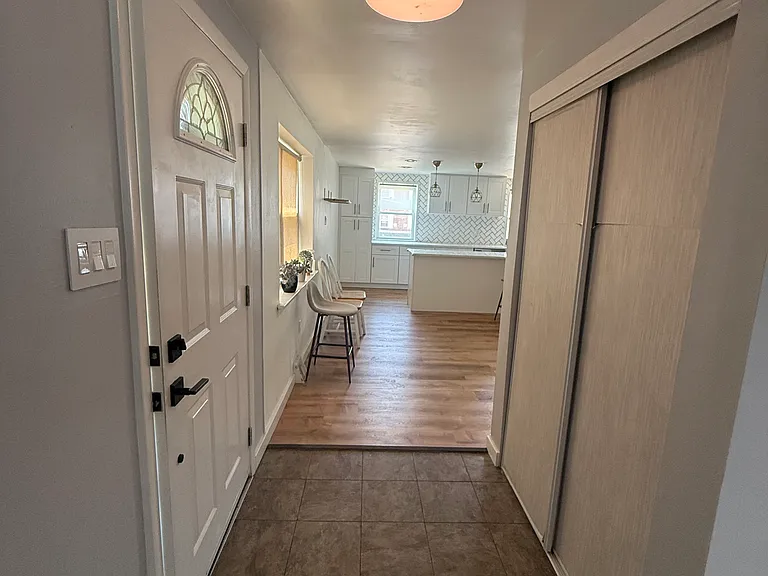 2727 Taunton St — Photo 6