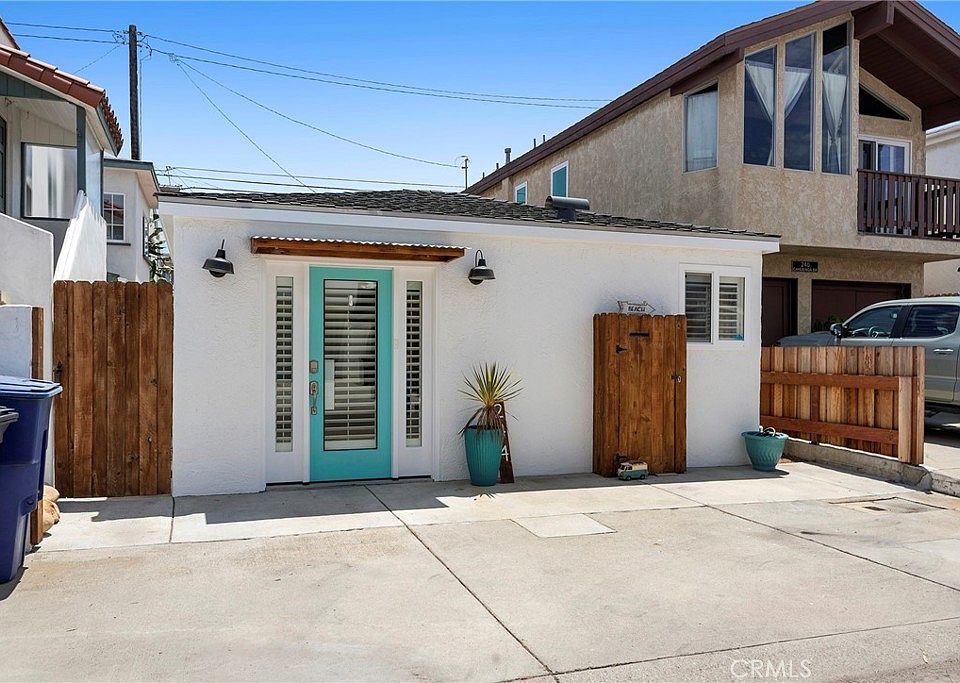 1st image of 244 Cahuenga Dr