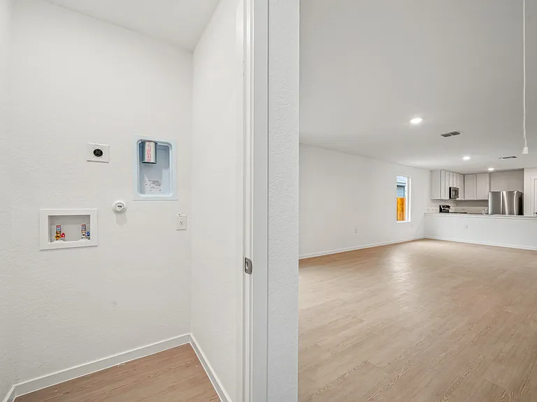 3911 Bates Pl — Photo 17