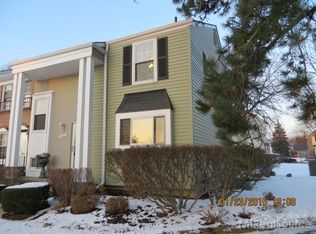 37300 Charter Oaks Blvd, Clinton Twp, MI 48036