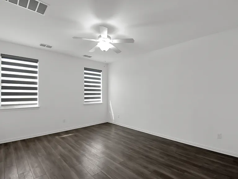 502 Virginia Way — Photo 12