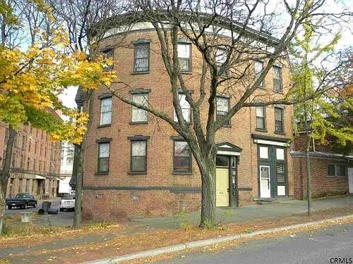 84 King St #2 — Photo 7