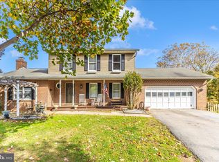 6633 Wind Ridge Rd, Mount Airy, MD 21771