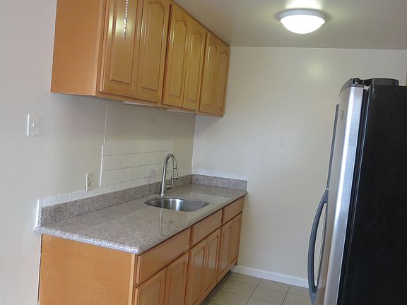5th image of 1194 Leigh Ave APT 3