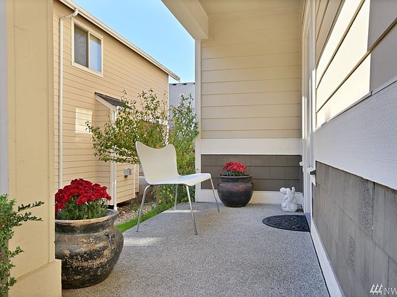 3rd image of 11408 179th Avenue Ct E