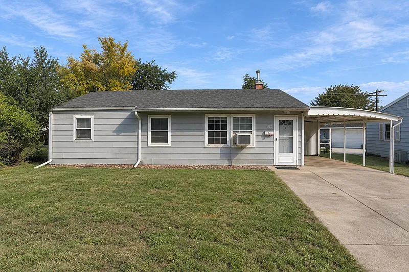 142 E Montana St