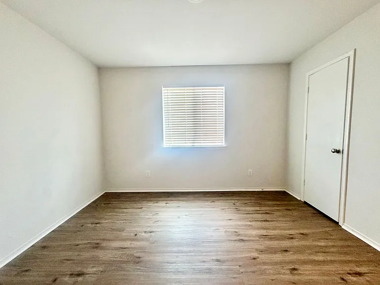 1415 Aztec Trl — Photo 13