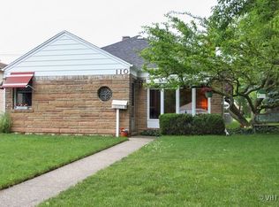 110 Elm St, Glenview, IL