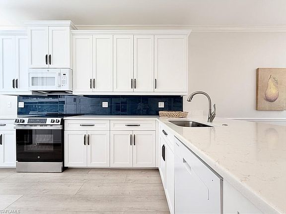3rd image of 7615 Arbor Lakes CT #431