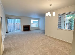 753 Chestnut St APT 2, San Carlos, CA 94070