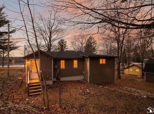14166 Hicks Lake Dr, Evart, MI