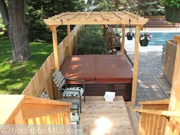 4th image of 7312 Cornelia Dr