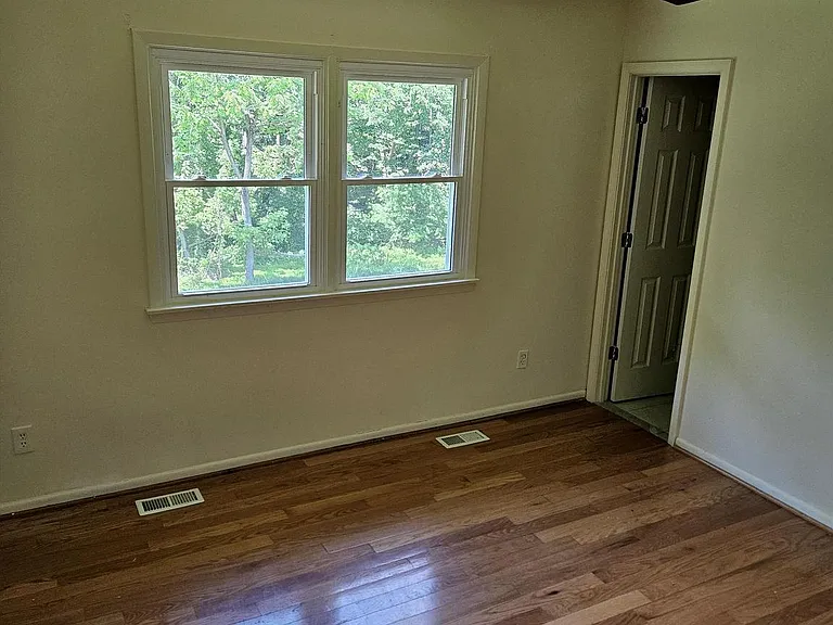 254 Cedarmere Cir — Photo 26