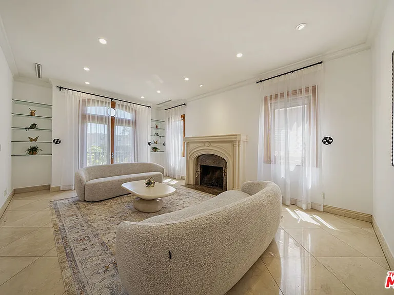 9033 Cresta Dr — Photo 4