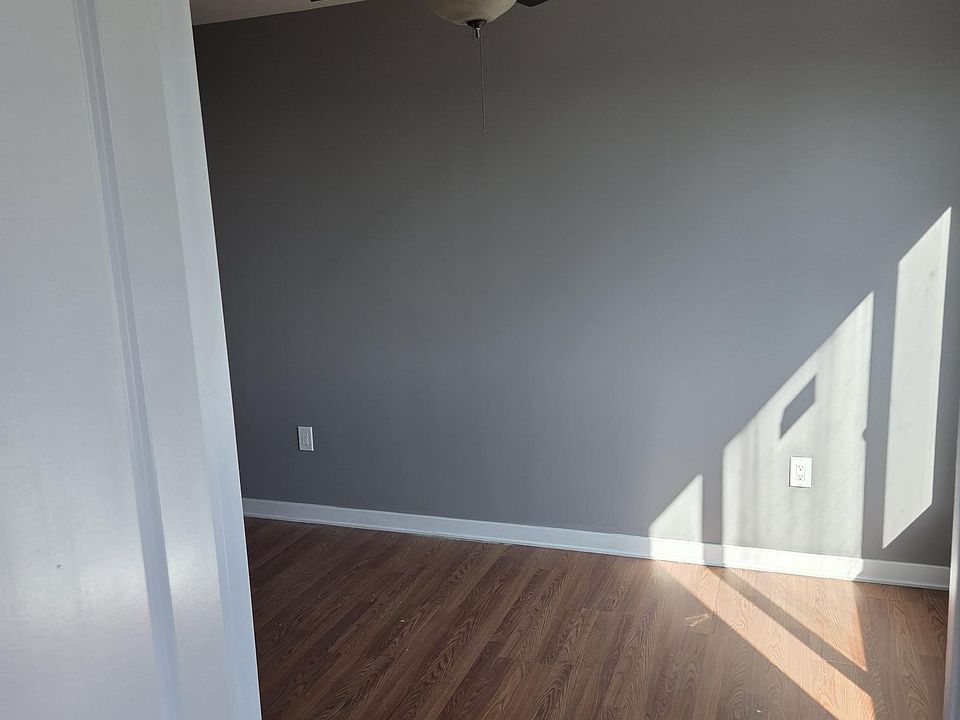 1st image of 4010 Rockwood St #3/4
