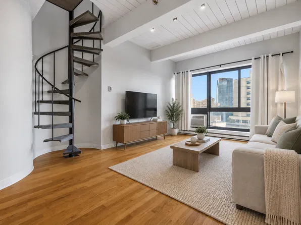 12 Stoneholm St, Boston, MA