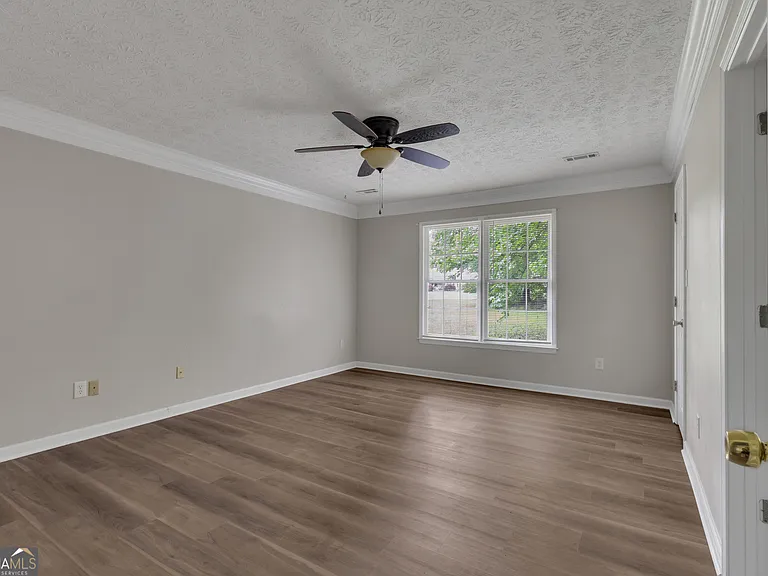 116 Crofts Cor — Photo 19