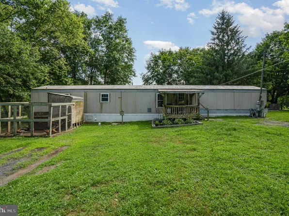 17290 Cherry Ave, Fannettsburg, PA 17221