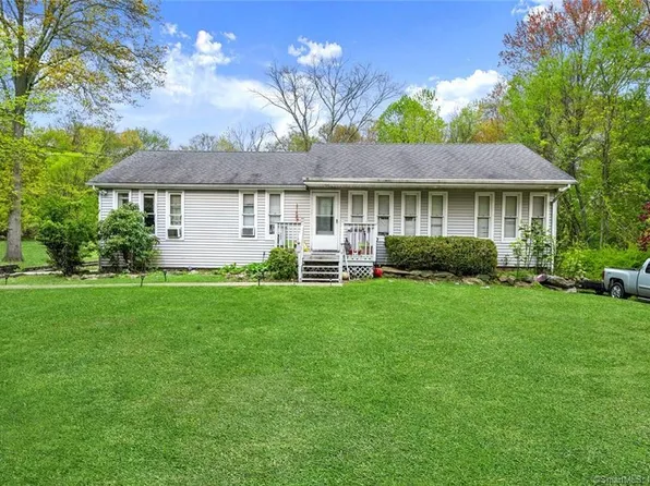 2105 Reservoir Avenue, Trumbull, CT 06611