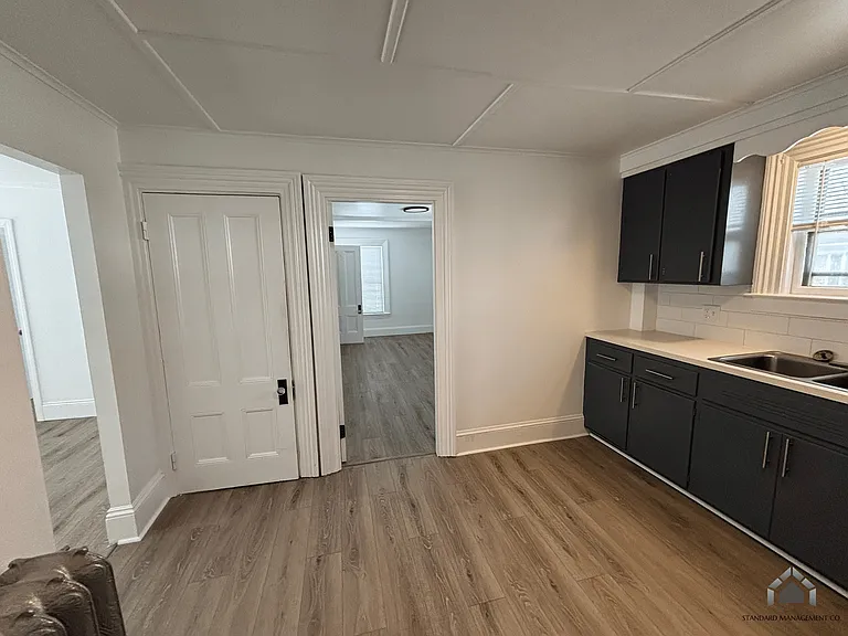 2 Elm St #3 — Photo 8