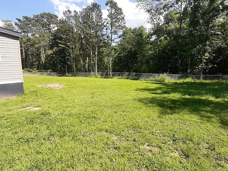 261 Romance Rd — Photo 19