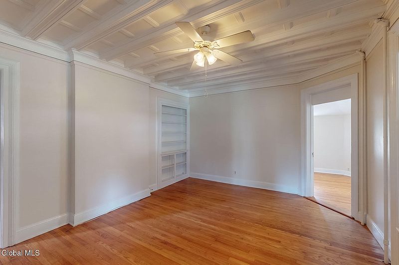 4th image of 141 S Allen Street