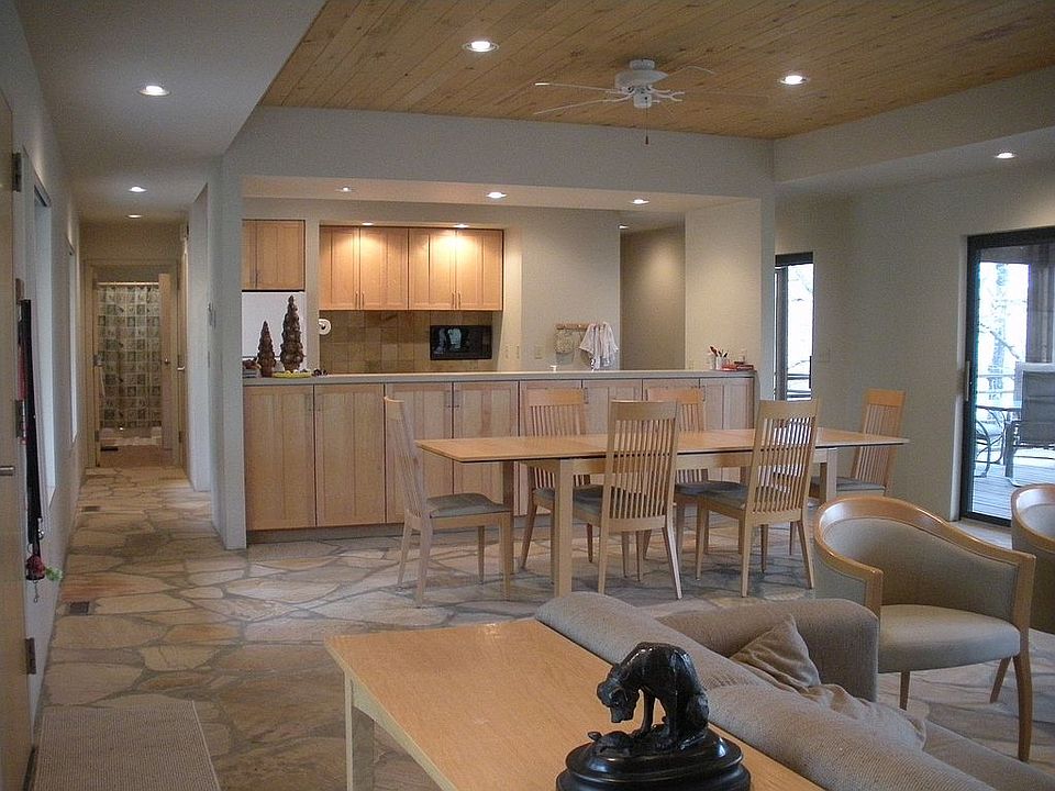 Kitchen/Dining/Living area