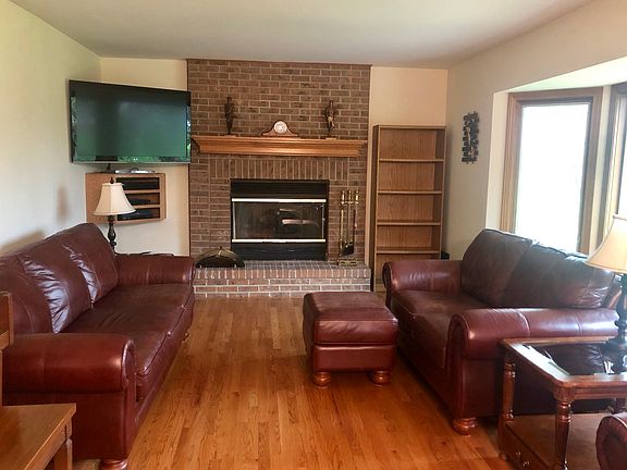 5th image of 2000 Saint Andrews Dr