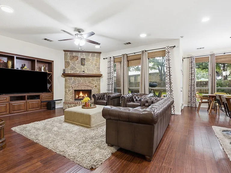 3552 Alexandrite Way — Photo 8