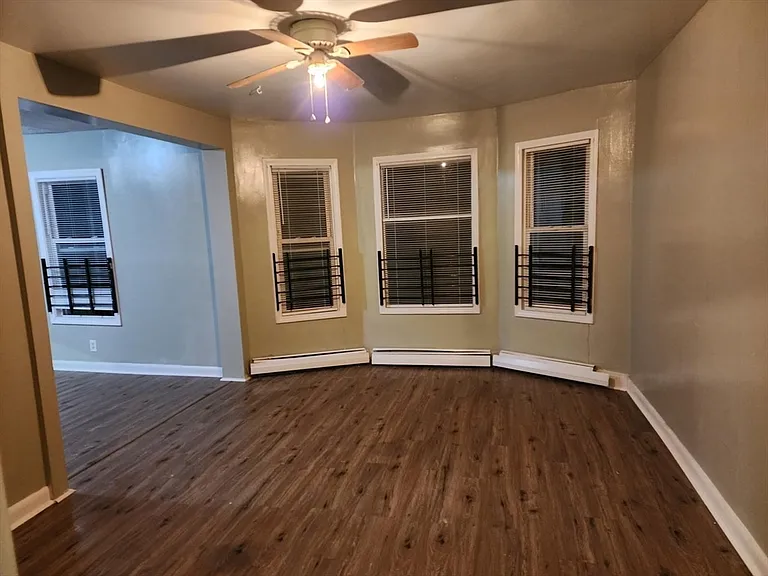207 Court St #1 — Photo 4