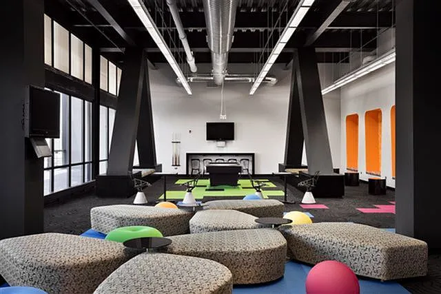 Dwight Lofts — Photo 9