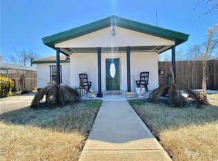 205 W B Ave, Kingsville, TX 78363