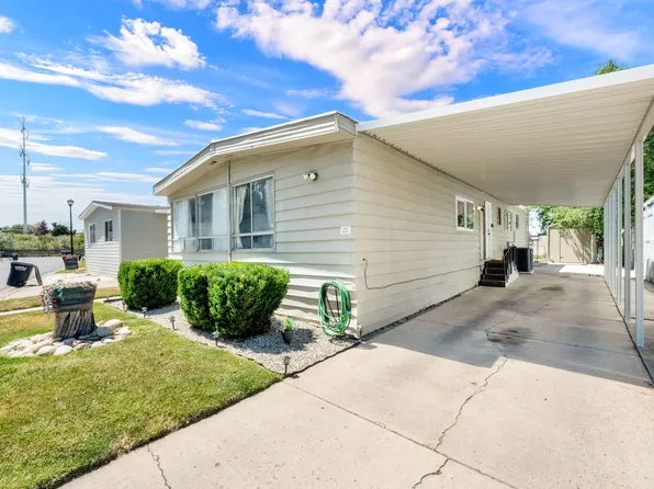 884 W Storm Mountain Dr, Salt Lake City, UT 84123
