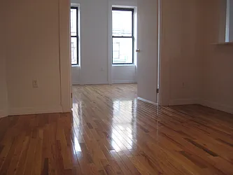 Rented by Park Property Advisors