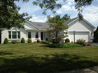 26698 Mingo Dr, Perrysburg, OH 43551