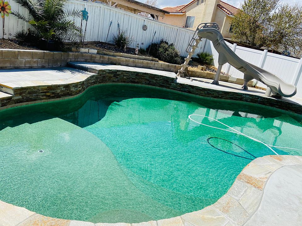 1st image of 13241 Paradise Ct