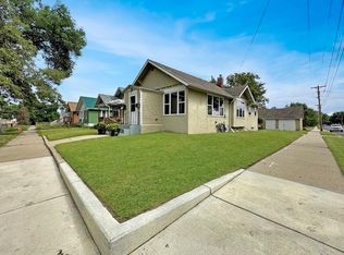 1021 7th Ave NW, Minot, ND 58703