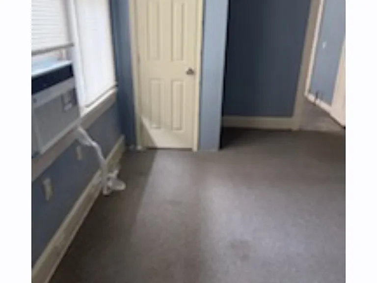 2535 Marengo St — Photo 9