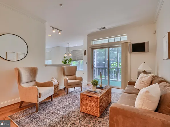 1601 Martha Ct Unit 102, Bel Air, MD 21015