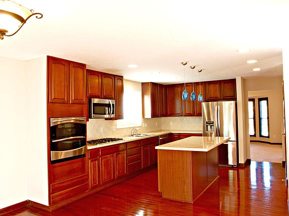5th image of 6143 Joneswood Dr